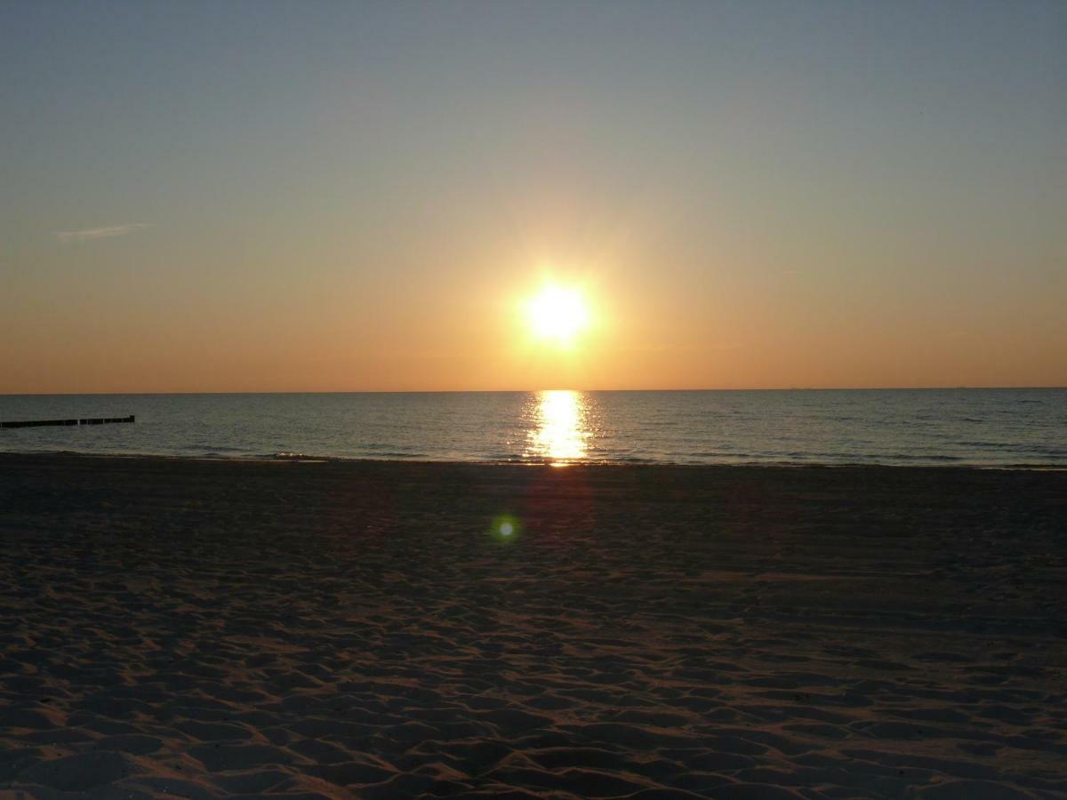 Am Ostseestrand Zingst Bagian luar foto